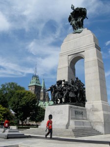 War_Memorial_Guards_Ottawa